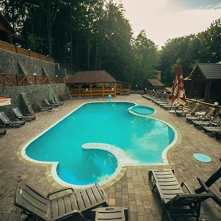 Sribne Dzherelo אורחן Ilnytsya