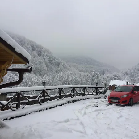 Sribne Dzherelo Han/Misafirhane *